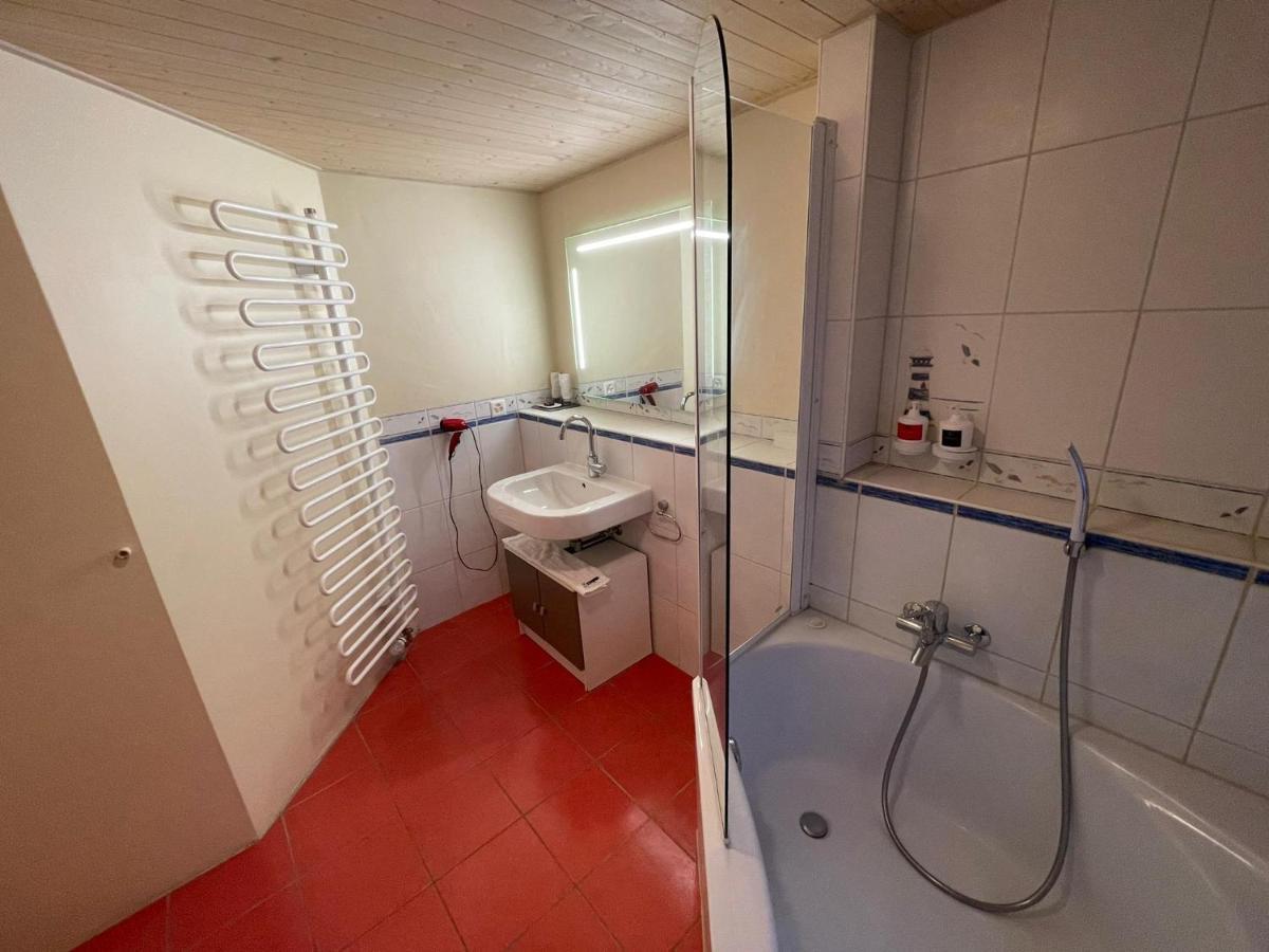 Chez Alain Prevu By Stay Swiss ปอร์รองทรุย ภายนอก รูปภาพ